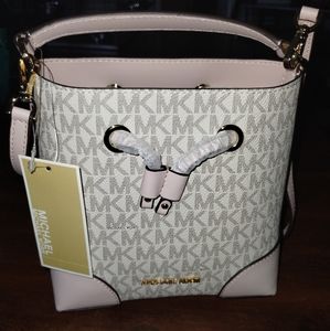 Michael Kors Cross Body Bag